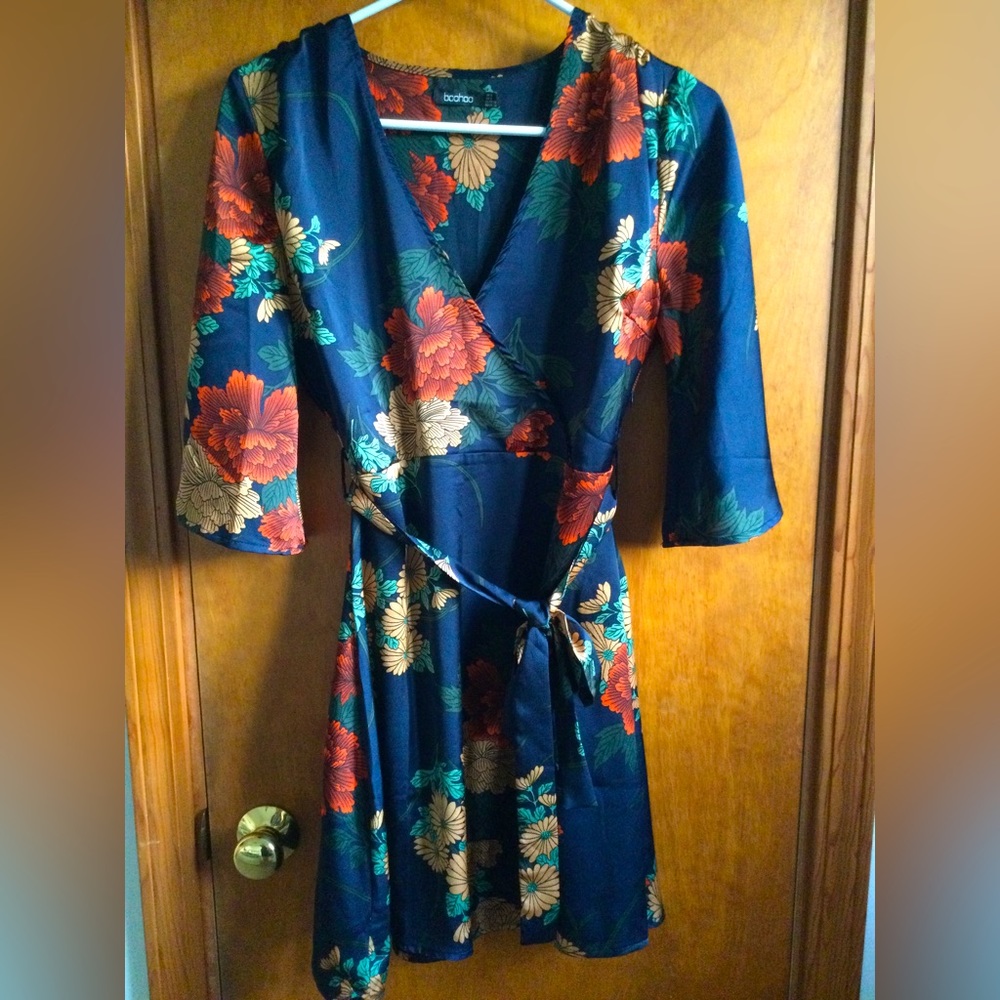BooHoo Dress